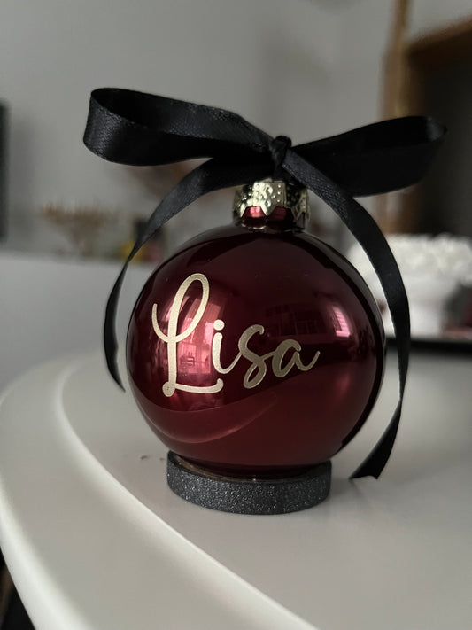 Christbaumkugel Dunkelrot glänzend mit goldener Schrift, 6cm Durchmesser ￼