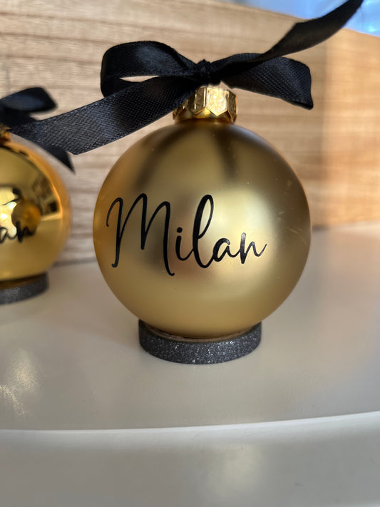 Christbaumkugel Gold Matt mit schwarzer Schrift, 7 cm Durchmesser